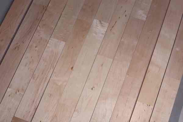 哪有运动体育木地板哪种牌子好