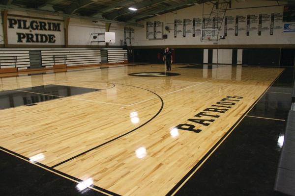 哪有运动场地木地板较好的