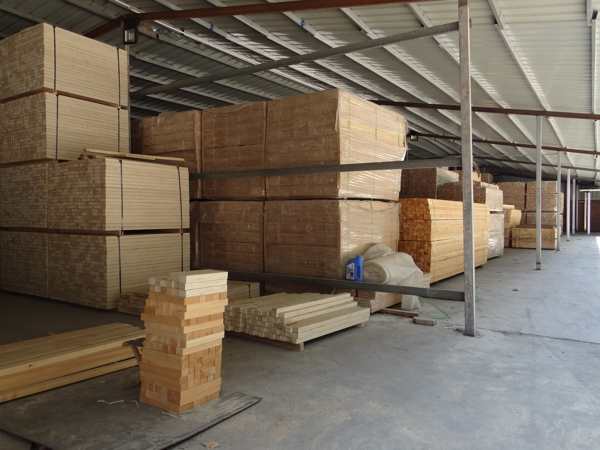 学校体育场木地板施工单位