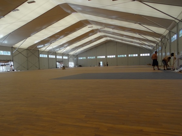 哪有运动篮球地板哪个牌子好