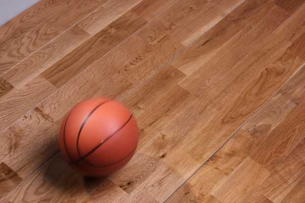 体育地板哪家性价比高