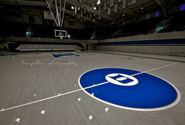 学校运动体育木地板施工流程