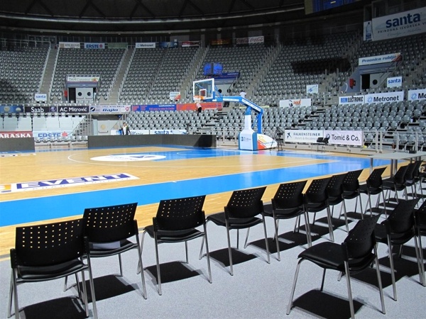 有什么体育运动木地板保养知识