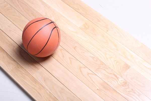 主辅龙骨运动木地板保养