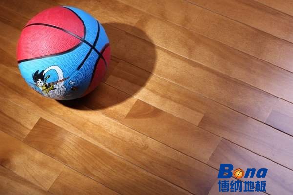 中等体育运动木地板清洁保养