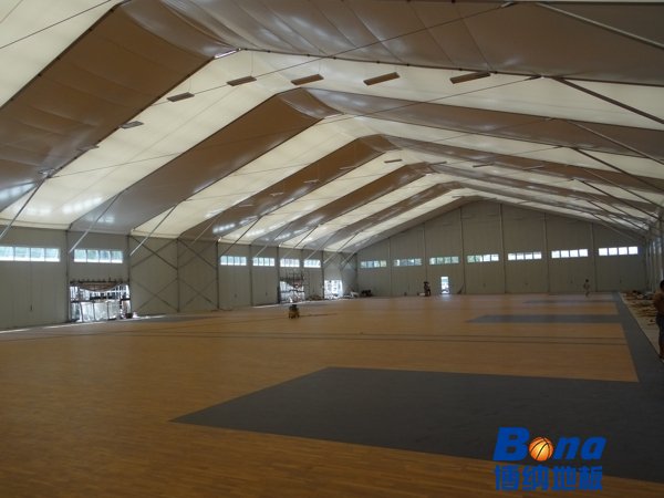 中学体育运动木地板环保吗