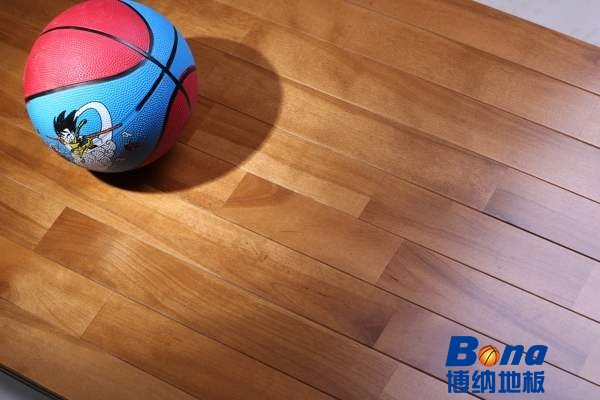 中学体育运动木地板环保吗