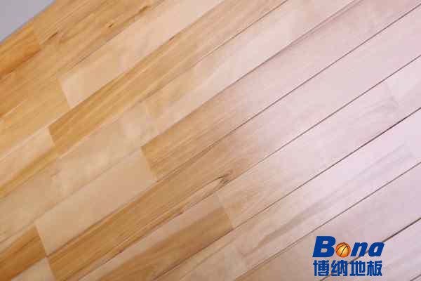 专用运动木地板保养知识