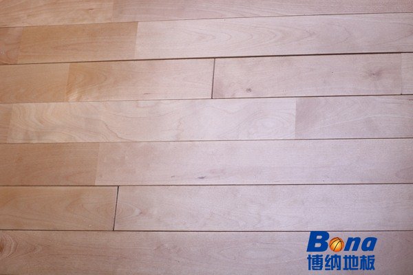 有什么运动木地板一般多厚