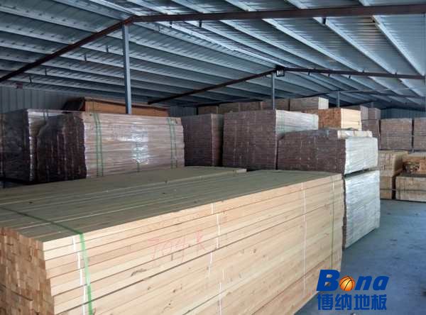 有什么体育运动木地板反弹力