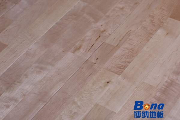 中学运动木地板如何保养