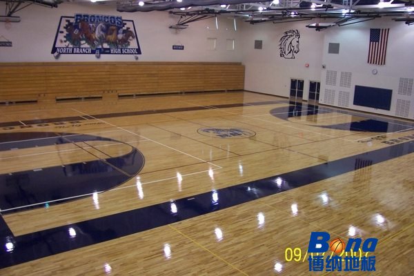 主辅龙骨篮球运动木地板清洁保养