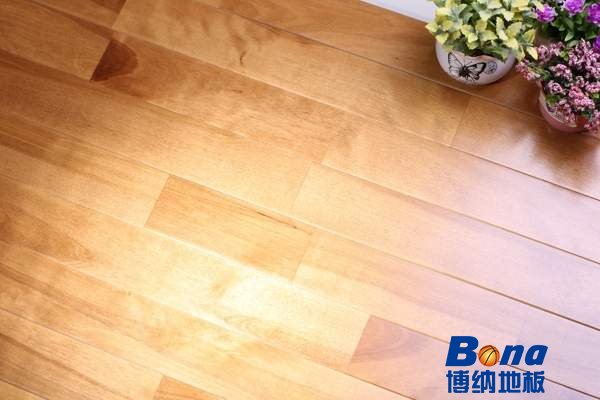 主辅龙骨运动木地板怎么保养