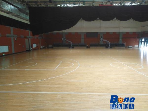 那有体育篮球木地板价格低