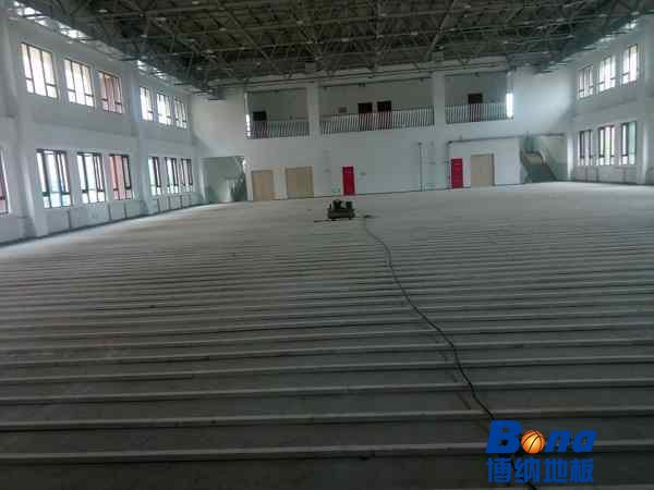 批发篮球木地板大约多少钱