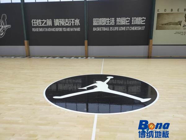 用什么运动木地板木纹型