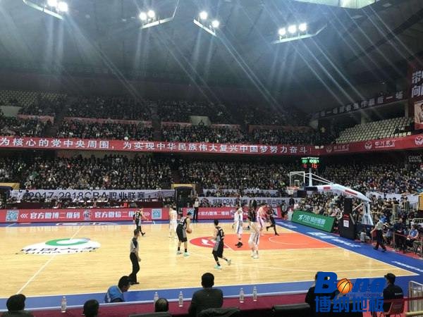 25厚运动木地板防潮