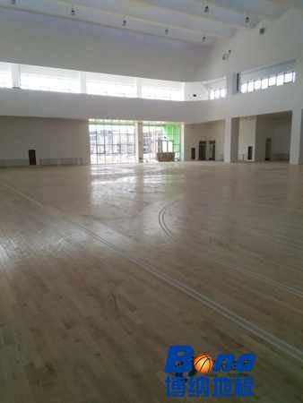 较好的体育运动木地板面漆