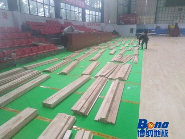 行业体育篮球木地板每平米价格