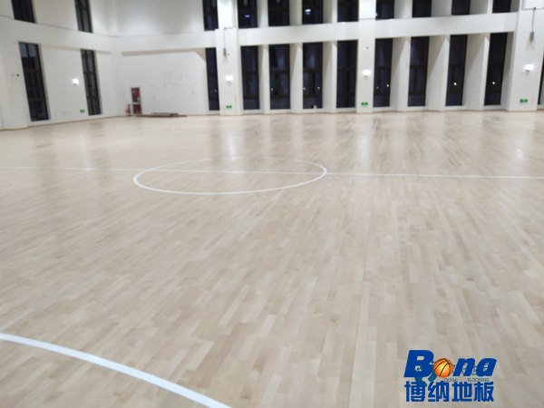 用什么运动木地板的技术参数