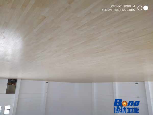 好看的体育篮球木地板多少钱