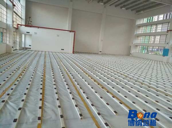 较好的体育运动木地板护理