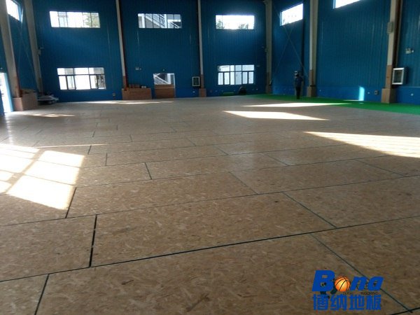 用什么运动木地板防潮