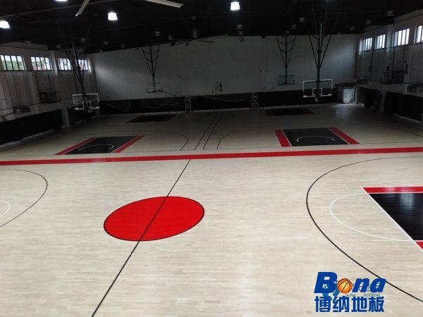 双龙骨运动木地板保养方法