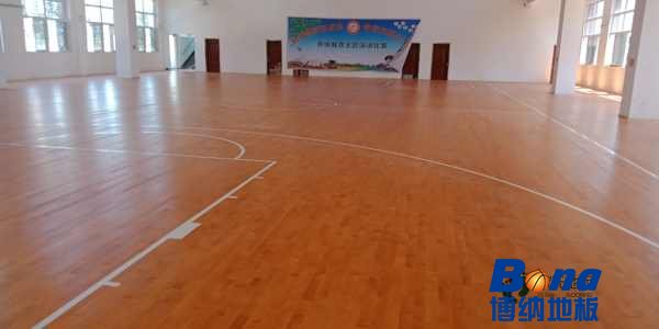 普通篮球运动木地板维护保养